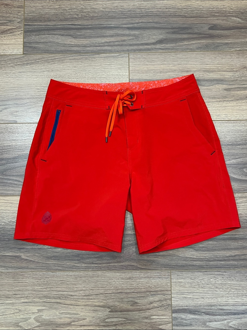 Stio Men's CFS Board Shorts in Bright Red Size 32